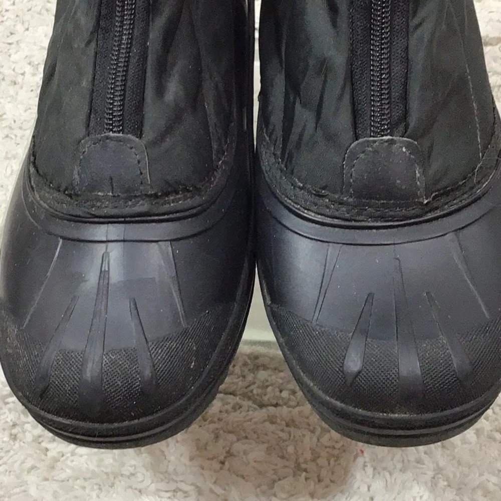 Sorel Puffy zip front waterproof snow boots with liner 8